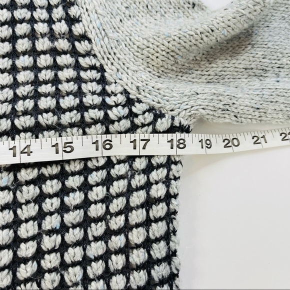 Cabi square stitch cardigan sweater 3006 button front - Picture 7 of 9